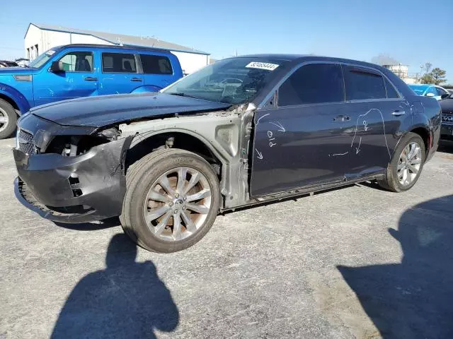 2019 Chrysler 300 Limited