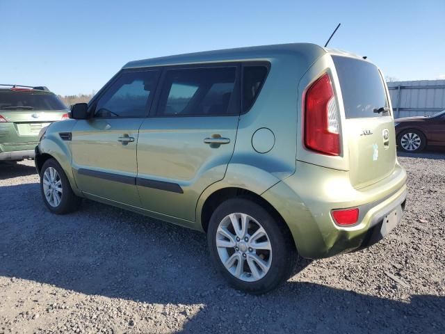 2013 KIA Soul +