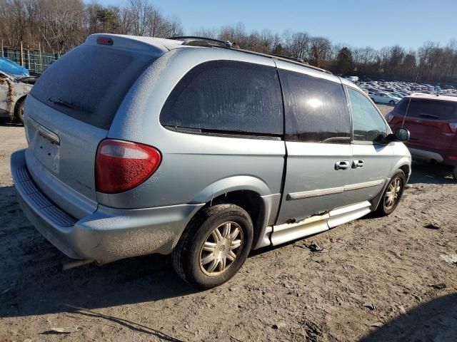 2006 Chrysler Town & Country Touring