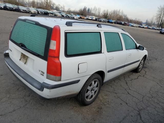 2004 Volvo V70