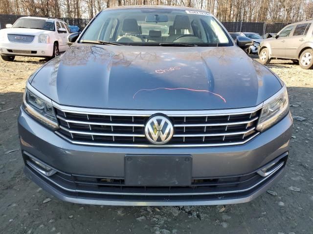 2016 Volkswagen Passat SE