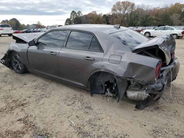 2021 Chrysler 300 Touring