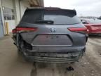 2020 Toyota Highlander Hybrid XLE