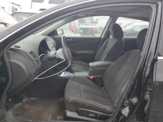 2010 Nissan Altima Base