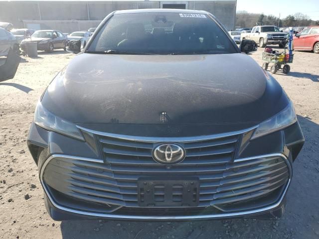 2019 Toyota Avalon XLE