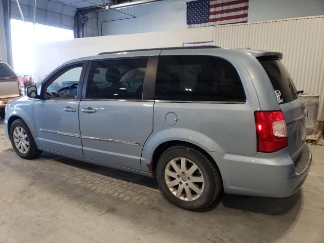 2013 Chrysler Town & Country Touring