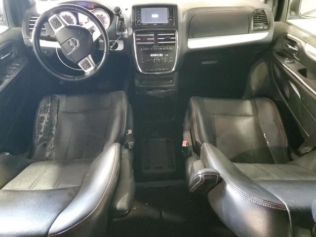 2011 Dodge Grand Caravan R/T