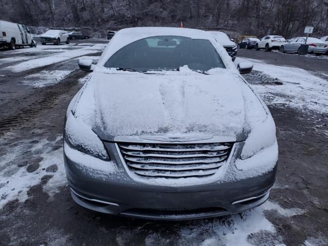 2012 Chrysler 200 Touring