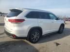 2017 Toyota Highlander SE