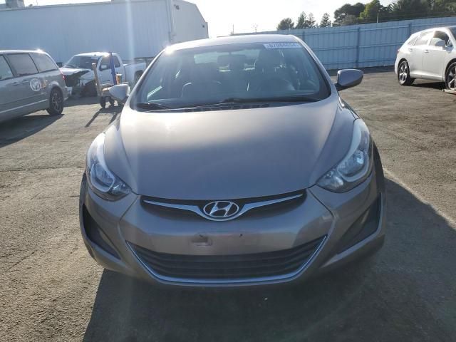 2014 Hyundai Elantra SE