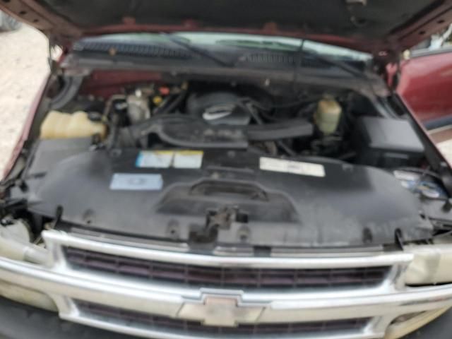 2001 Chevrolet Tahoe C1500