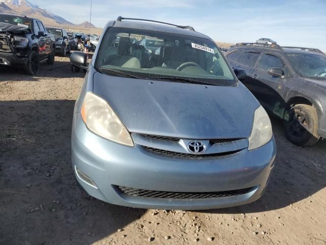 2010 Toyota Sienna CE