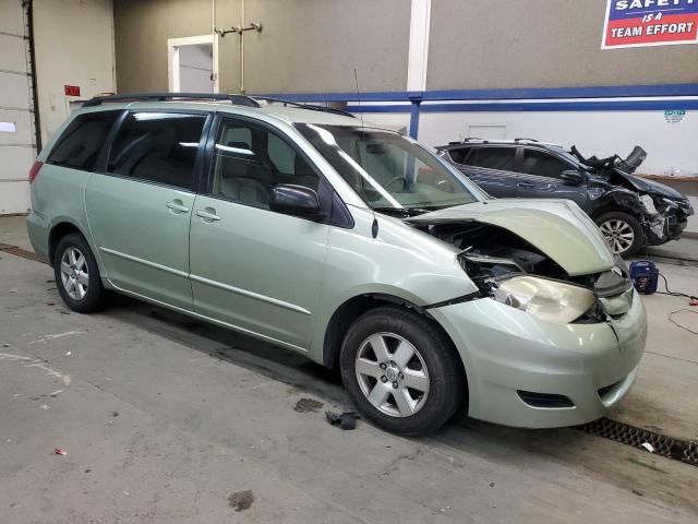 2007 Toyota Sienna CE