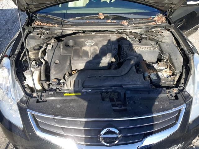 2010 Nissan Altima Base