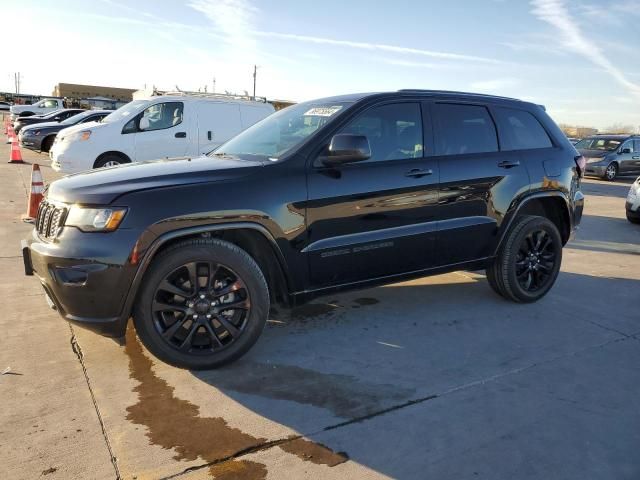 2020 Jeep Grand Cherokee Laredo