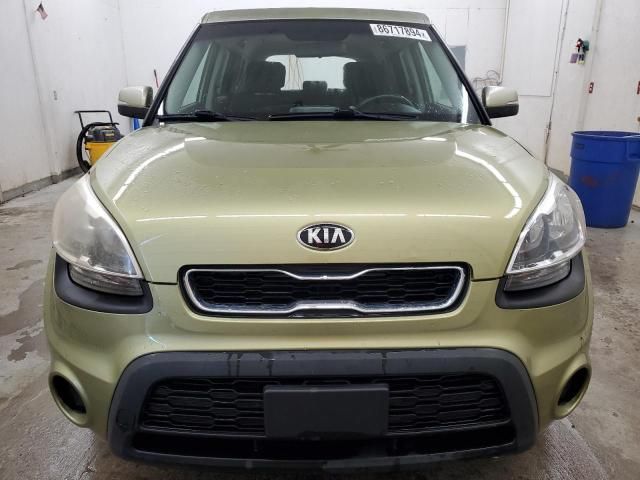 2013 KIA Soul +