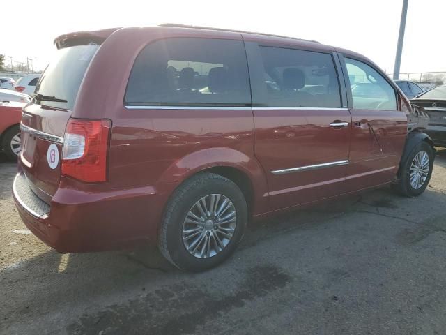 2014 Chrysler Town & Country Touring L