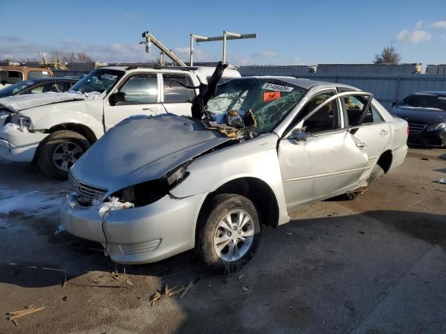 2005 Toyota Camry LE