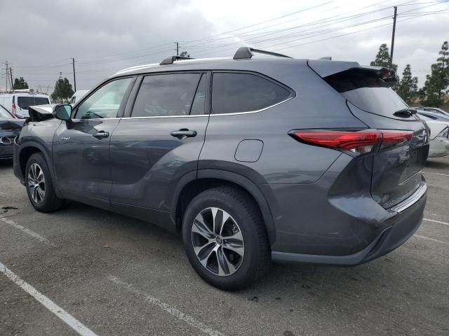 2020 Toyota Highlander Hybrid XLE