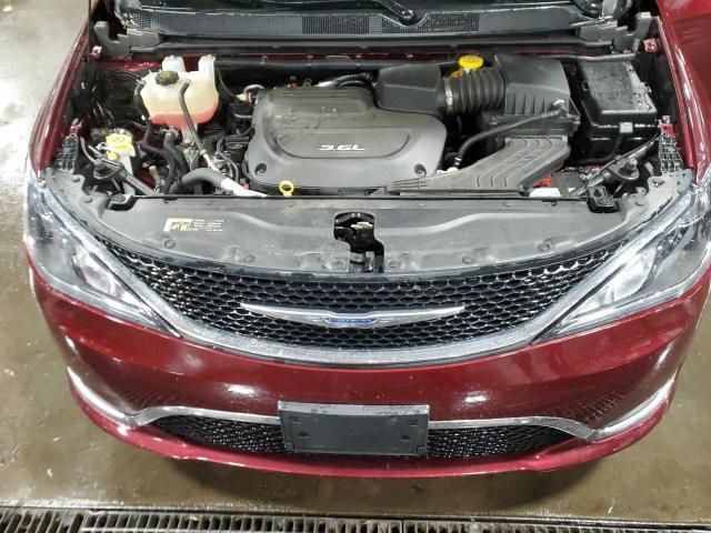 2017 Chrysler Pacifica Touring L Plus