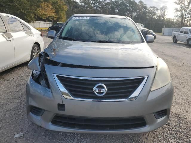 2013 Nissan Versa S