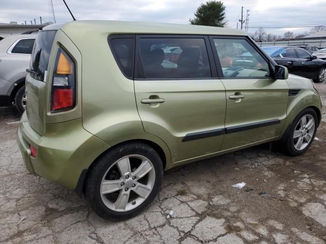 2011 KIA Soul +