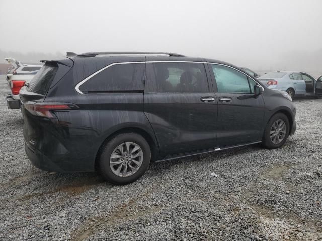 2023 Toyota Sienna XLE