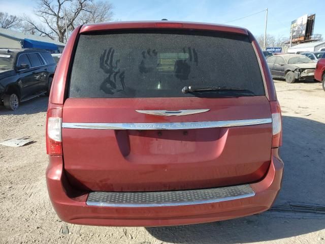 2012 Chrysler Town & Country Touring