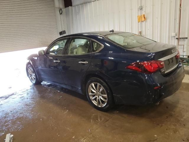 2015 Infiniti Q70 3.7