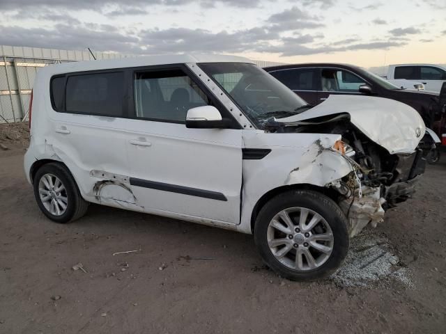 2013 KIA Soul +