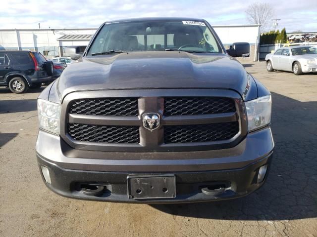 2015 Dodge RAM 1500 SLT