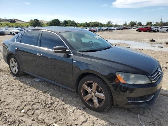 2014 Volkswagen Passat S