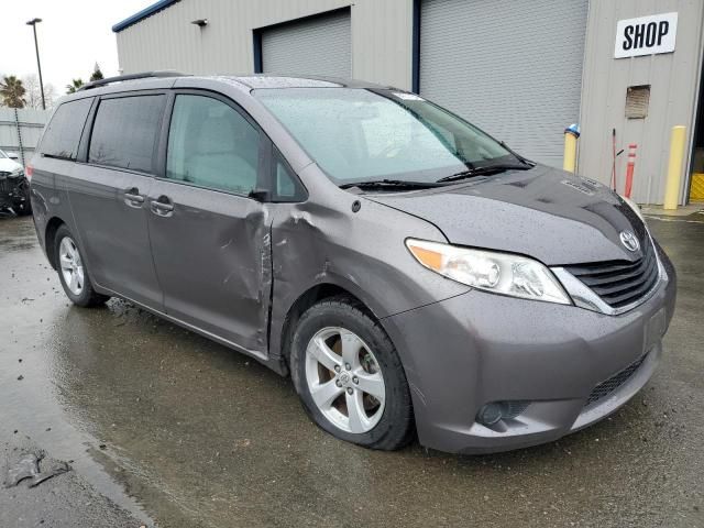 2011 Toyota Sienna LE