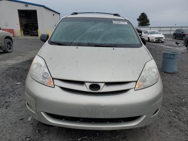 2006 Toyota Sienna CE