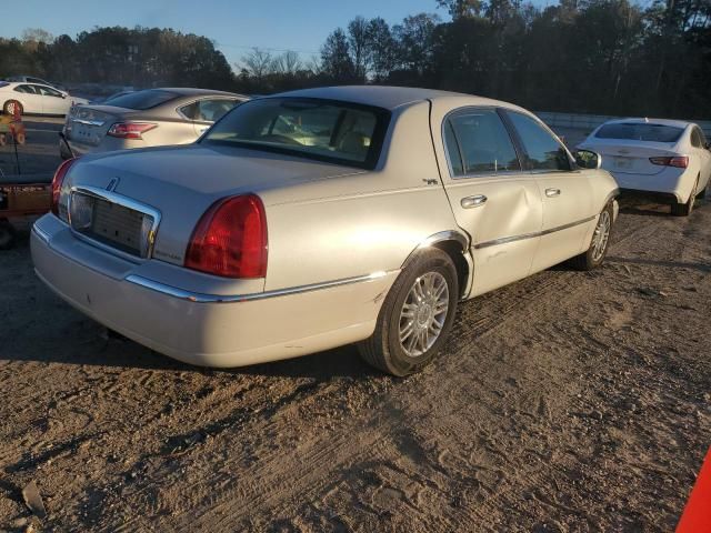 2007 Lincoln Town Car Signature Limited