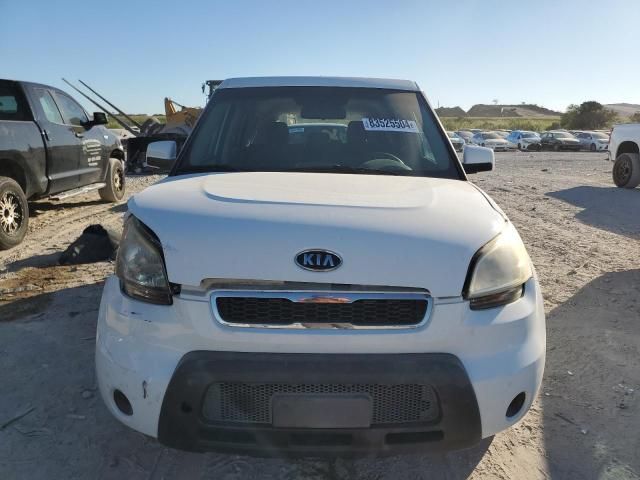 2011 KIA Soul +