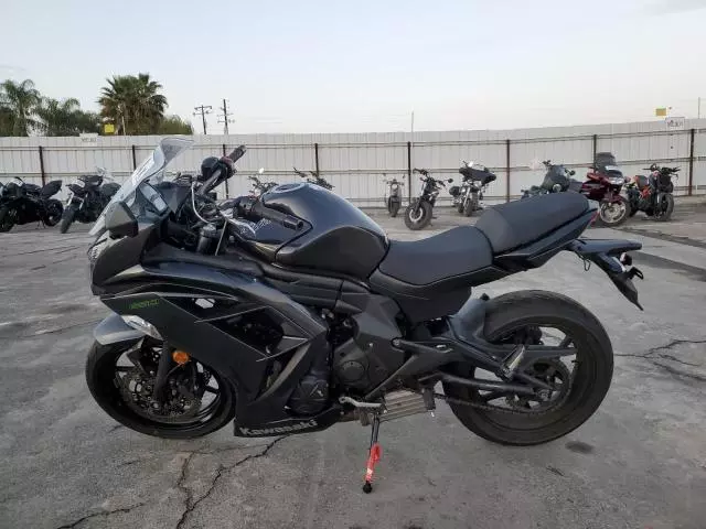 2016 Kawasaki EX650 F