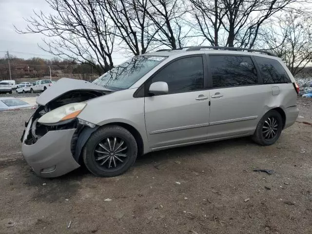 2007 Toyota Sienna XLE