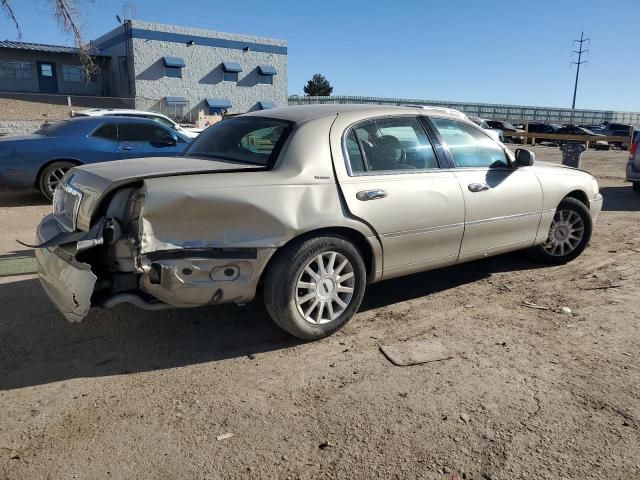 2006 Lincoln Town Car Signature