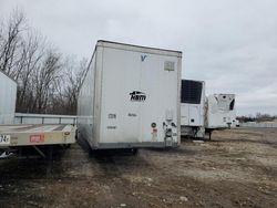 Salvage trucks for sale at Elgin, IL auction: 2014 Vanguard 53' Trail