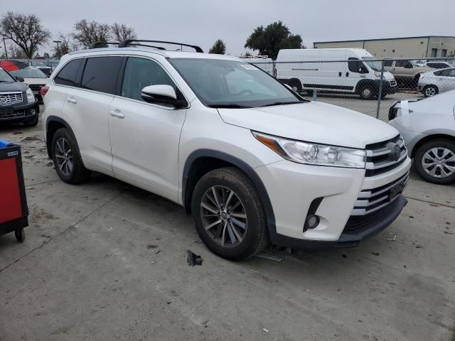 2018 Toyota Highlander SE