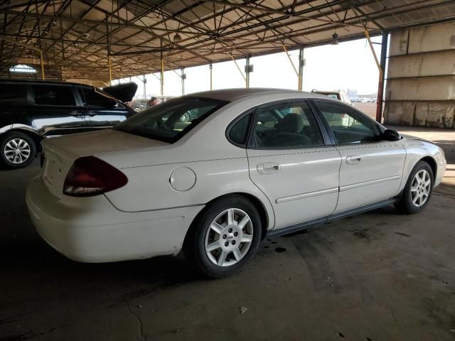 2006 Ford Taurus SE