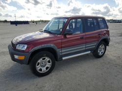 Lots with Bids for sale at auction: 1999 Toyota Rav4