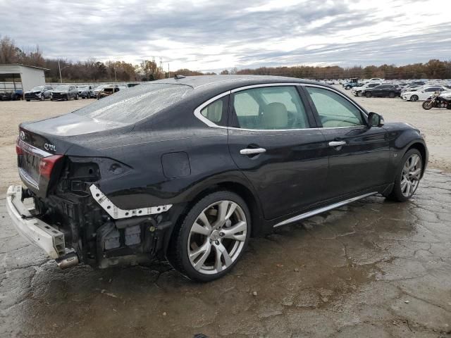 2017 Infiniti Q70 3.7