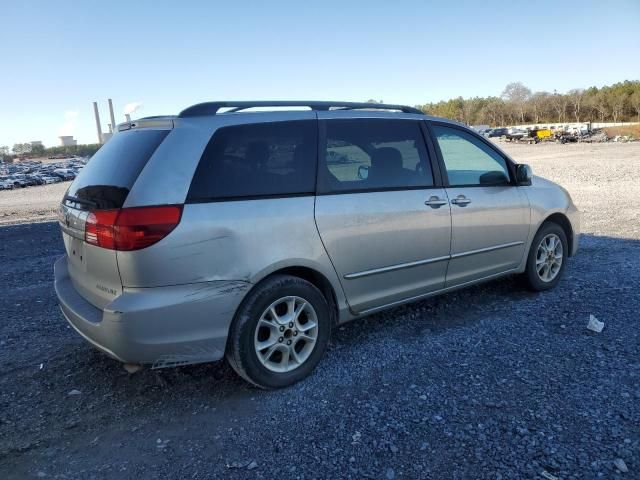 2004 Toyota Sienna XLE