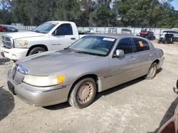 Lincoln Vehiculos salvage en venta: 2002 Lincoln Town Car Executive