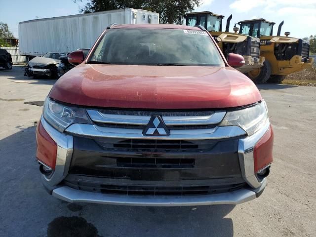 2016 Mitsubishi Outlander SE