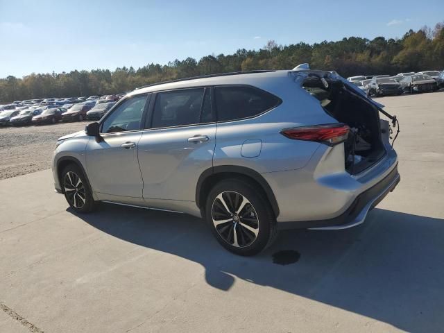 2022 Toyota Highlander XSE