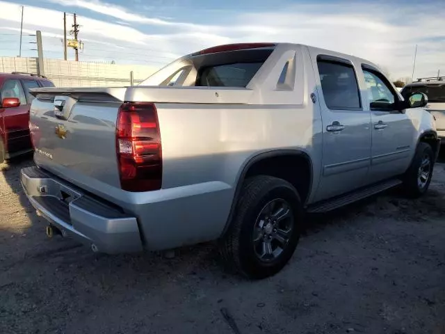 2013 Chevrolet Avalanche LT