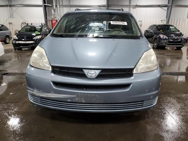 2005 Toyota Sienna CE